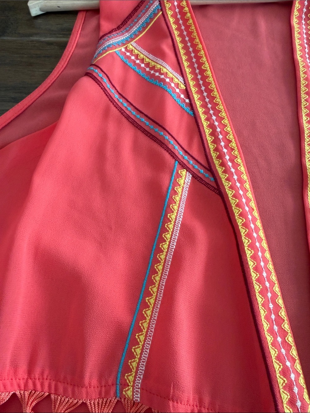 Flying Tomato Boho Coral Open Front sheer Vest Fringe Embroidered Geo Trim - Picture 6 of 9